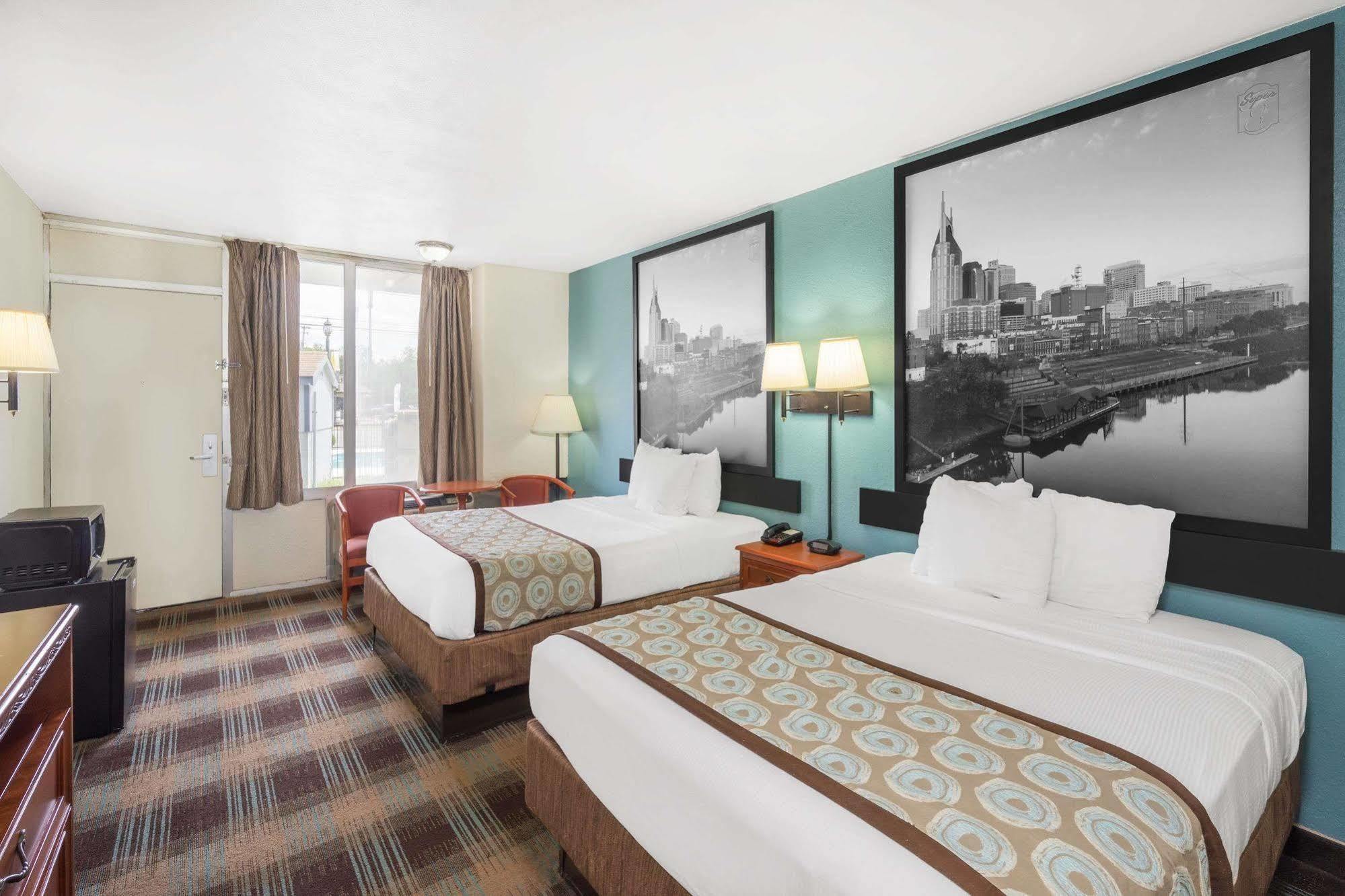 Super 8 By Wyndham Nashville Downtown Buitenkant foto