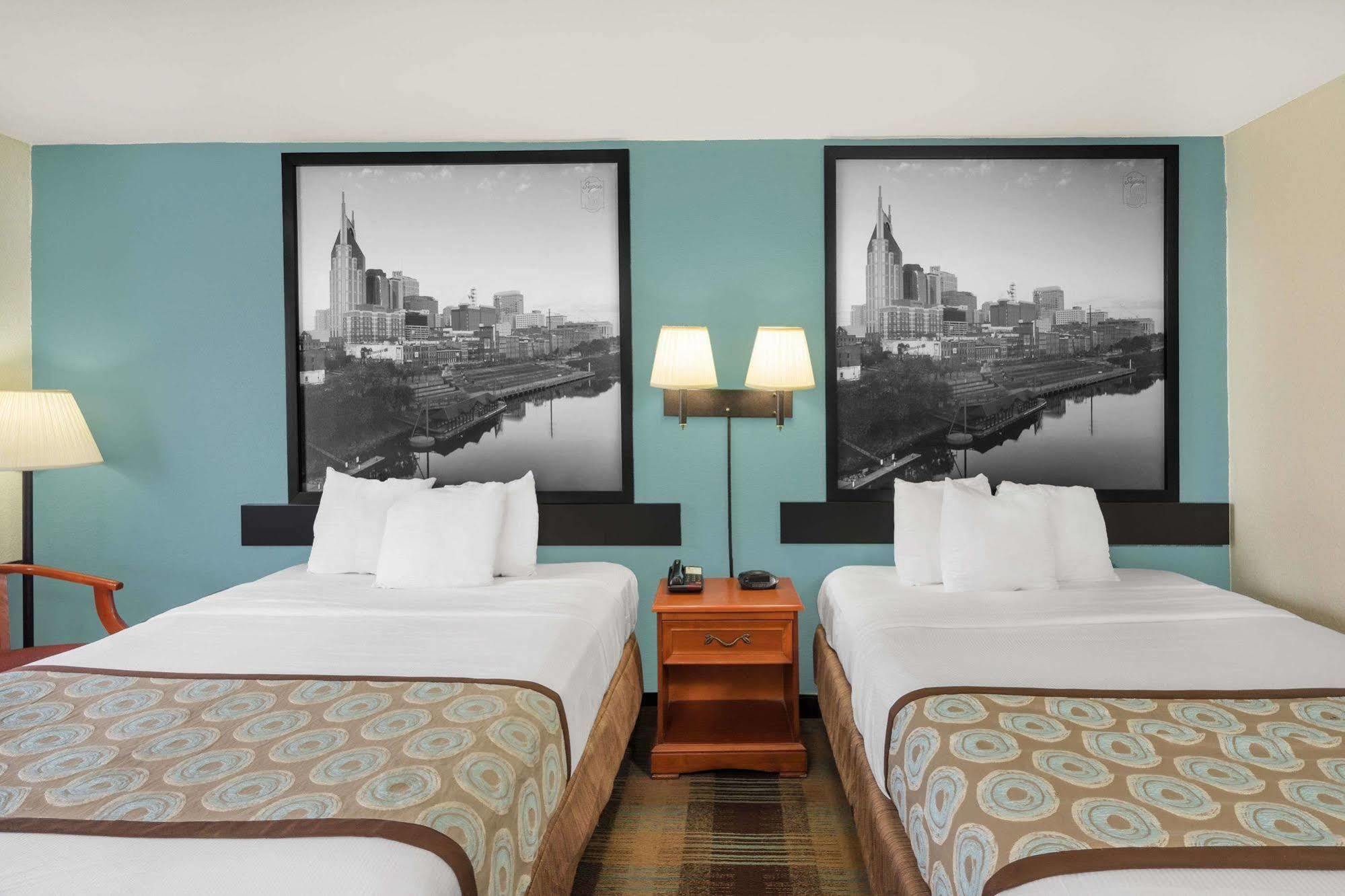 Super 8 By Wyndham Nashville Downtown Buitenkant foto